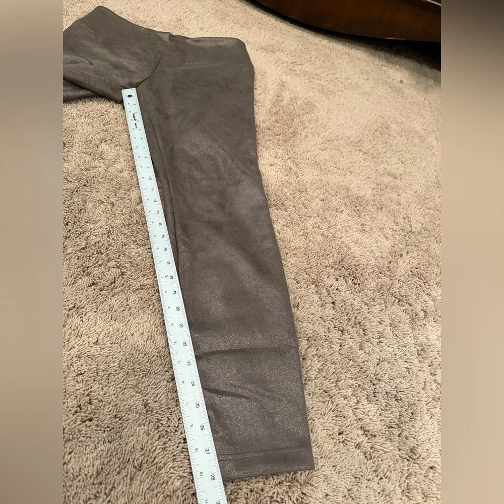 14 Whbm White House Black Market Metallic shimmer bronze runway leggings
